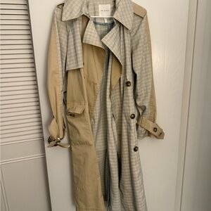 Avec Les Filles Plaid-Trim Reversible Trench in Beige and Light Blue